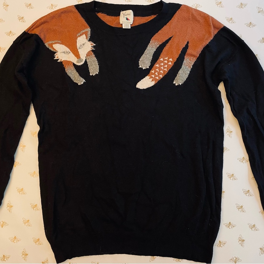 Black and Brown Fox Design Women's Sweater